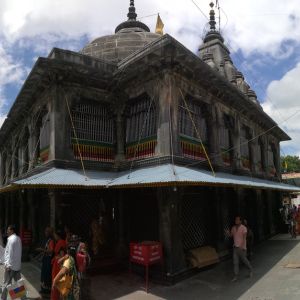 Gaya 002 (300 x 300 px)